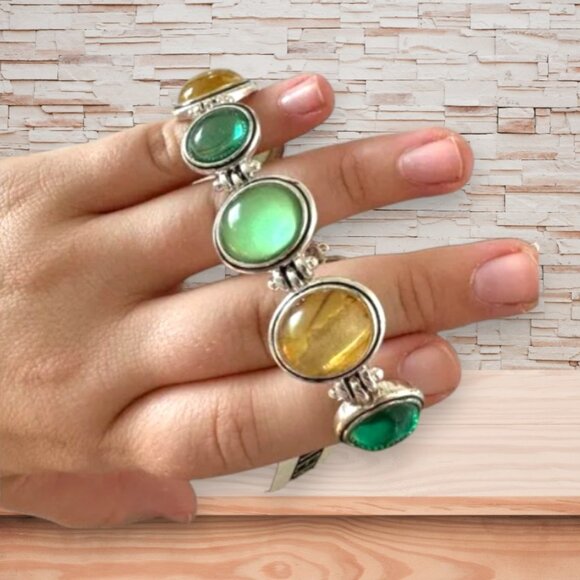 Bougie Bella's Show Giveaway 🐶 - Picture 11 of 14